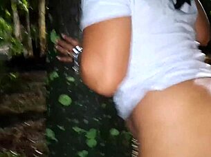 I let that safada take me to the city square to strip naked and swallow cum in my mouth