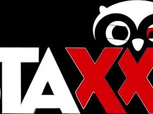 Big titty tatted brunette Jewels Jade fucked on couch 😈