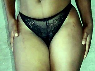 hot sisters banging friends in shower 😍