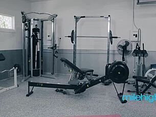 Busty Girlfriend In Hot Stockings Enjoys Hardcore Quickie With Boyfriend