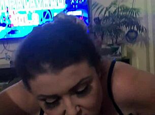 have you seen kelly licking her husband's balls like that? greek kiss action!