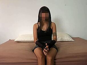 kelly, 18 latina girlfriend, first creampie in casting close up