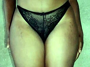 hot sisters banging friends in shower 😍