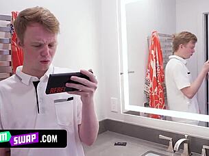 Nude Models Wanted By MOMSWAP Featuring Stars