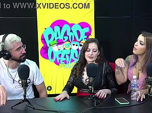 bota no cuzinho e nao tira bem devagarinho - foxy