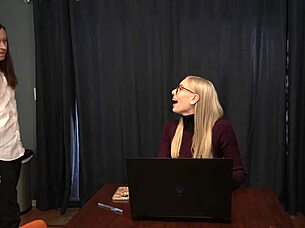 Kay Lovely Sucks and Fucks in Wet Cosplay Parody with Dildo