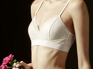 These cute Romanian girls strut in sexy panties and lingerie, barefoot and all! 😍