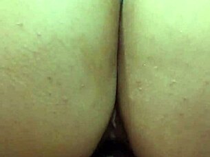 Real atendimento turns wild with mature milf's big ass and tits!