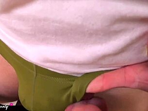 I sucked a standin' dick and got alot of cum in my mouth this evenin' - alisa lovely