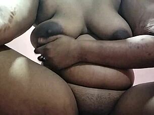 Indian aunty fucks openly