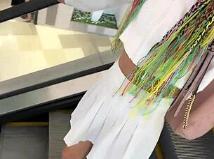 uhh, crazy public cumwalk and blowjob in shoppin’ mall toilet