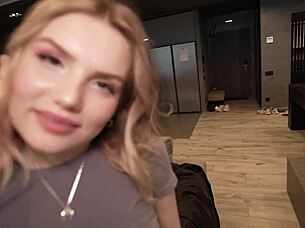 Babe Gives Blowjob to Stranger After Meeting