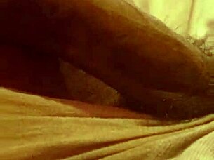 built9 needs a white bottom who loves monster cocks.