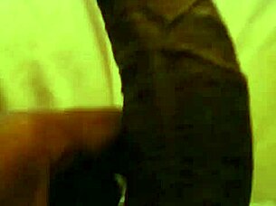 built9 needs a white bottom who loves monster cocks.