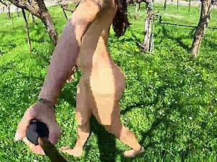 I walkin and strippin naked in nature, whoops