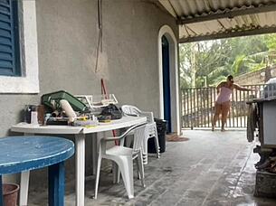 The bricklayer got excited seeing the boss's wife in short clothes. He just didn't know she was in heat.