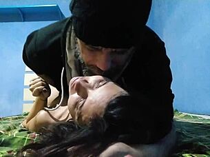 eu pareco uma novinha ninfetinha de 18 aninhos e o bluezao adora