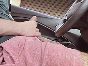 Medinga Gostosa Batendo Punhete Pra Mim No Meio Da Rua