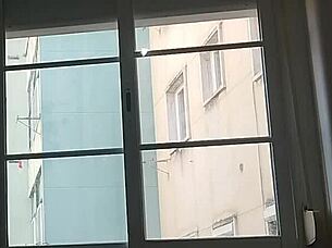 Rihanna Feels Ecstatic Fucking Well Hung Black Officer On Cruise Ship