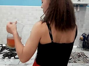 Housewife craves kinky solo play, fingering through torn pantyhose