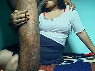 desi girlfriend felt so good getting hard blowjob and fucked