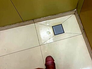 Wet and horny solo fingering 😏