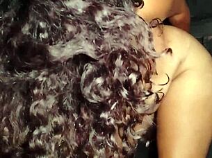 Levei minha prima especial na festa e meus amigos aproveitaram