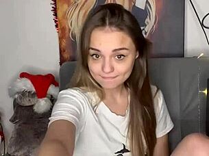 Hey, chatting with Misssvikki on web content two image 3019 from January 8 2023