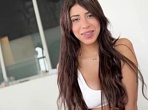 Adakah Pinay Asia buat seks chubby di hotel?