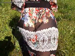 Watch this Japanese bodybuilder moan as he strokes his monster cock on the bed?