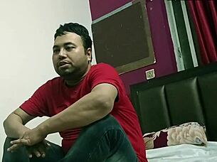 Desi Bhabhi Feels Intense Emotions During Hidden Cam Sex With Clear Conversation