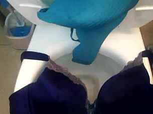 Step sister in 40dd bra receives cumshot