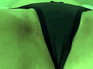 Skinny wife gets juicy muff diving and cunilingus from brazilian milf