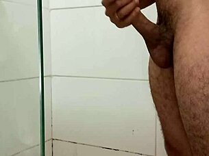 skinny wife gets off rough while being watched in solo play.