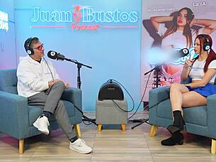 Colombian Loren Late Tries 100 Fuck Machine, Reaches 7 Orgasms on JuanBustoPodcast