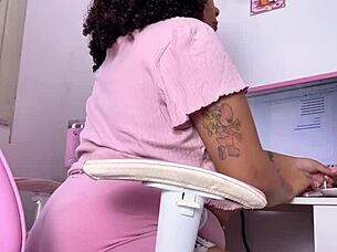 curvy ebony girl eats and farts during her work shift
