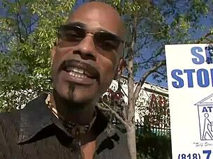 vanessa enjoys a relaxing session with her partner