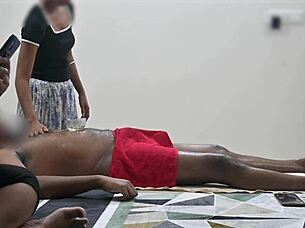 Happy Ending Spa Massage For Customer Lady