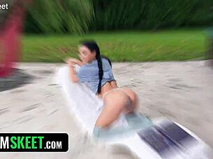 Cute petite stepsis gets pussy split open in risky doggystyle sex