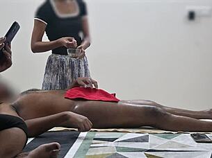 Happy Ending Spa Massage For Customer Lady