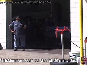 Hot Farm Girls Strip Naked In Florida?