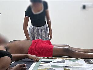 Happy Ending Spa Massage For Customer Lady