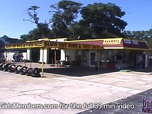 Hot Farm Girls Strip Naked In Florida?