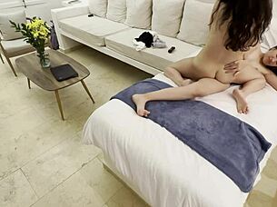 Masseuse Bounces Her Big Ass on Mine