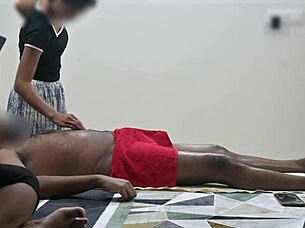 Happy Ending Spa Massage For Customer Lady