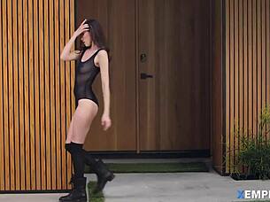 Hot anal fuck session for maya woulfe