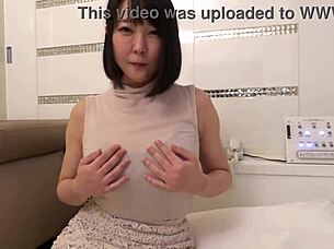 big breasts japanese milf with huge natural tits