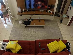 Hot Wife Thay Ksada Recognized By Delivery Man