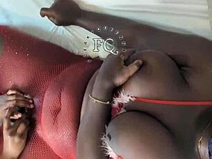 Stepmom and stepdaughters in a lesbian threesome ending with strapon fucking