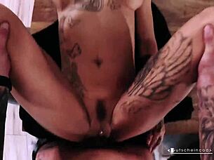 Harleen van Hynten gives blowjob in Stevenshame dating video